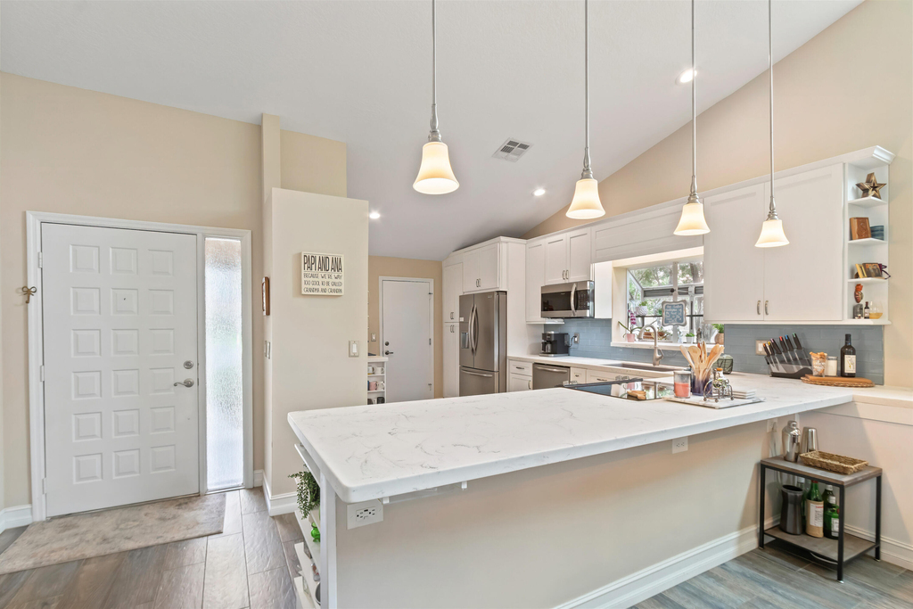 1401 Mahogany Place - Photo 8