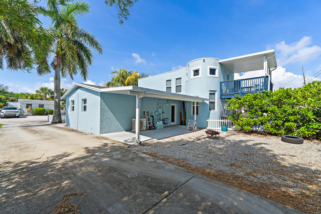 1779 Len Drive - Photo 4