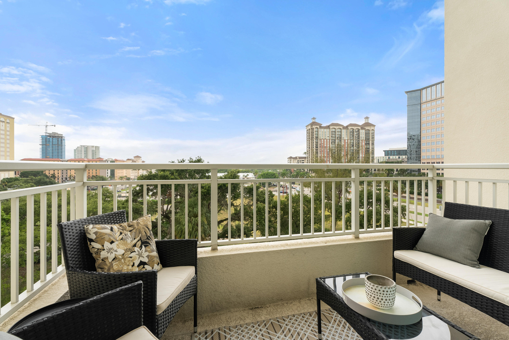 480 Hibiscus Street - Photo 12