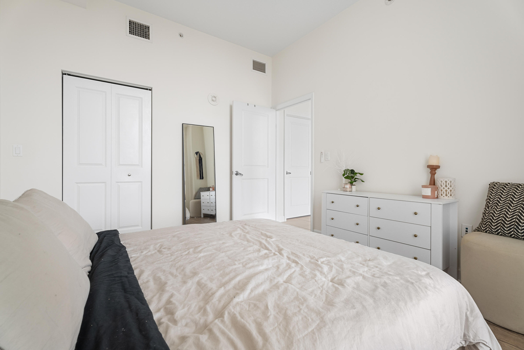480 Hibiscus Street - Photo 10