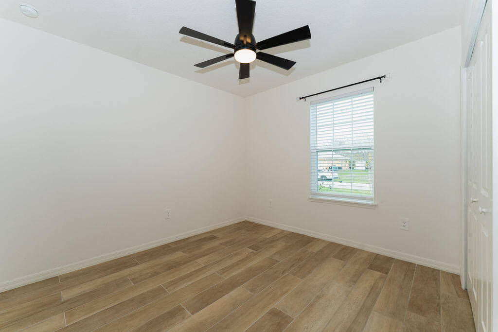 138 Sw Carter Avenue - Photo 23