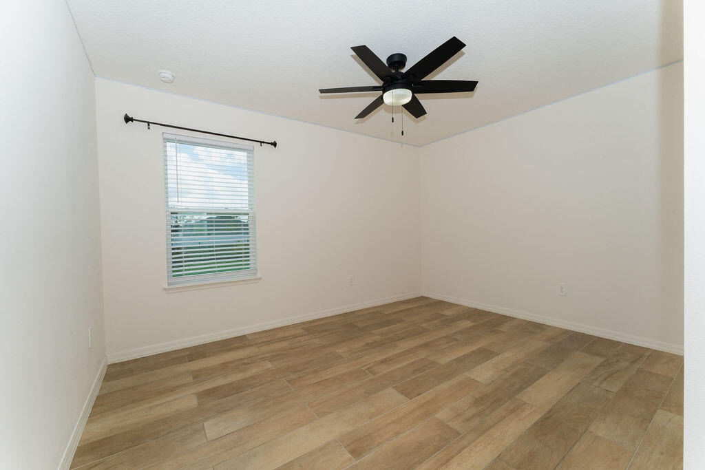 138 Sw Carter Avenue - Photo 32