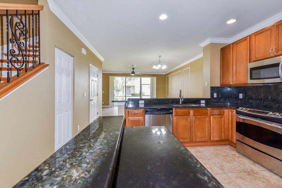 9687 Lago Drive - Photo 3