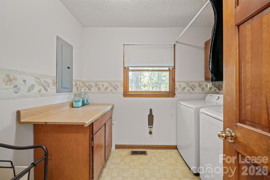 16003 Molokai Drive - Photo 17