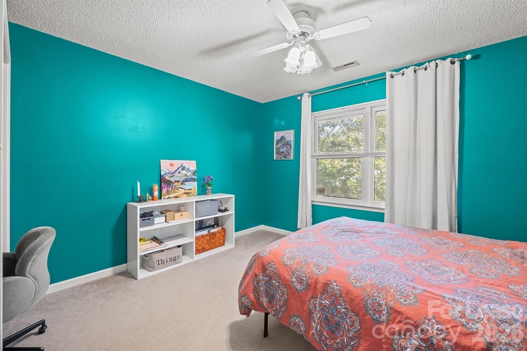 16003 Molokai Drive - Photo 20