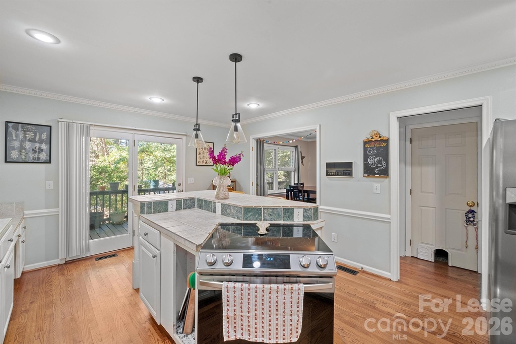 16003 Molokai Drive - Photo 14