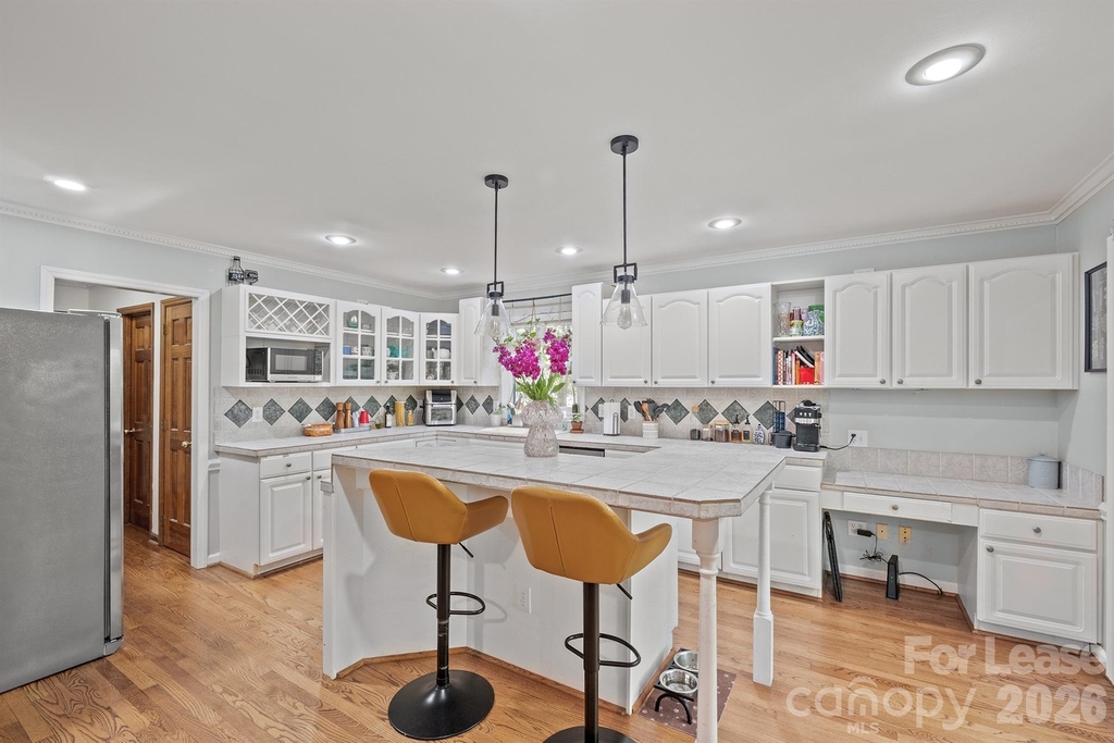 16003 Molokai Drive - Photo 12