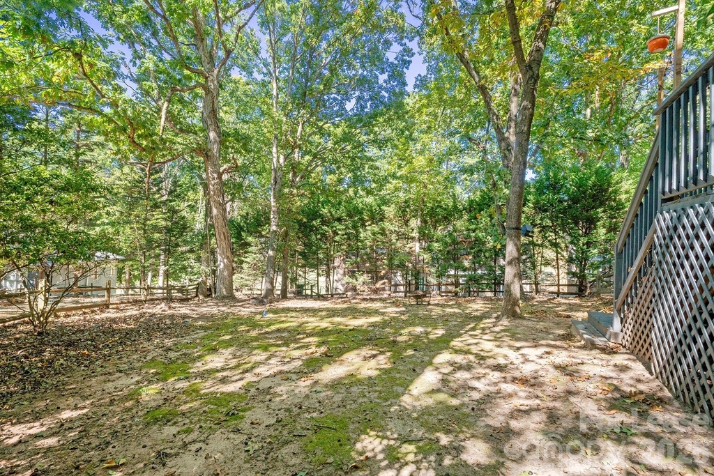 16003 Molokai Drive - Photo 29