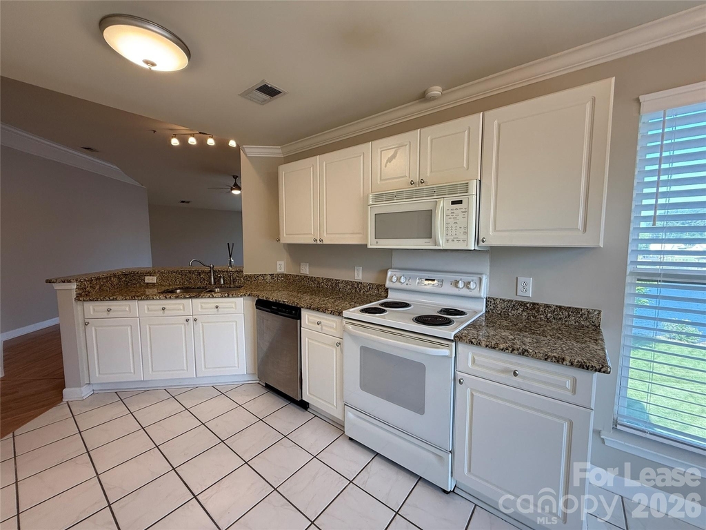 7834 Village Harbor Drive - Photo 19