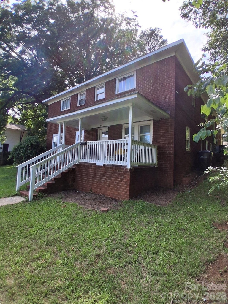 912 Berryhill Road - Photo 7