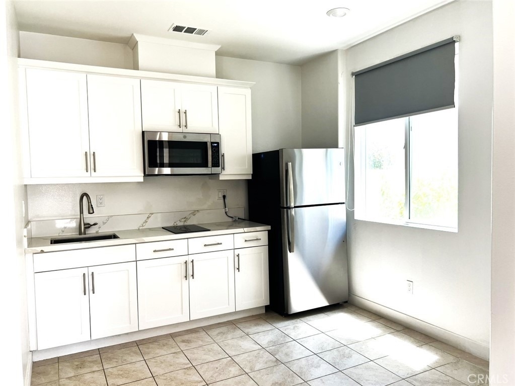 2437 Crater - Photo 4