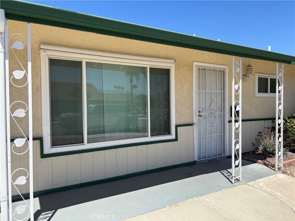 471 Whitney - Photo 1