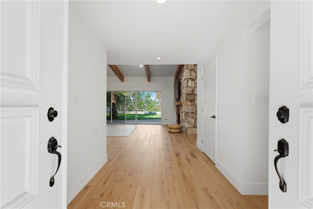 5618 Wilhelmina Avenue - Photo 2