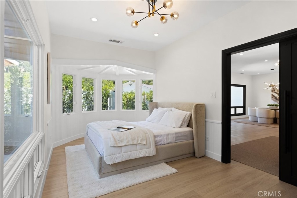 6016 N Woodlake Avenue - Photo 17