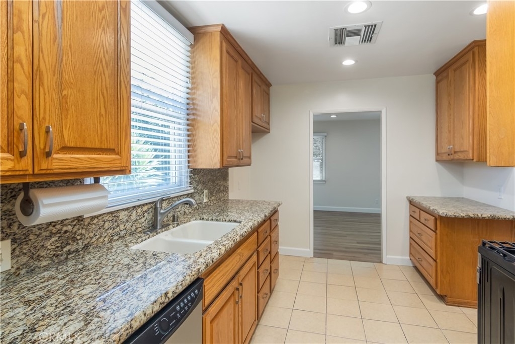 22436 Ave San Luis - Photo 9