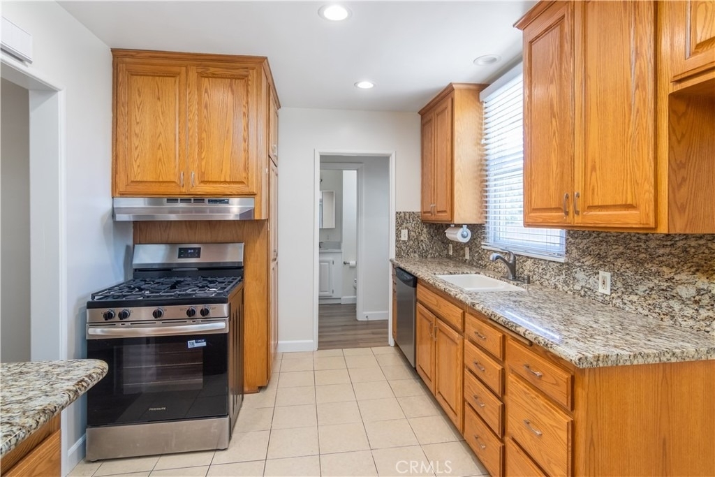 22436 Ave San Luis - Photo 10