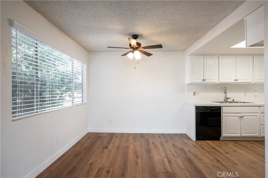 972 W 14th - Photo 16