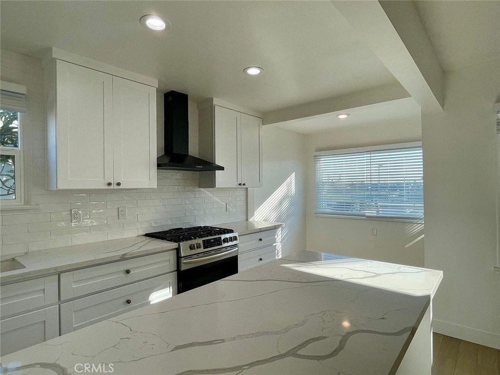 5427 W 135th Street - Photo 4