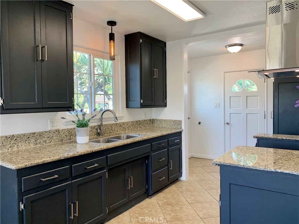11105 Milano Avenue - Photo 4