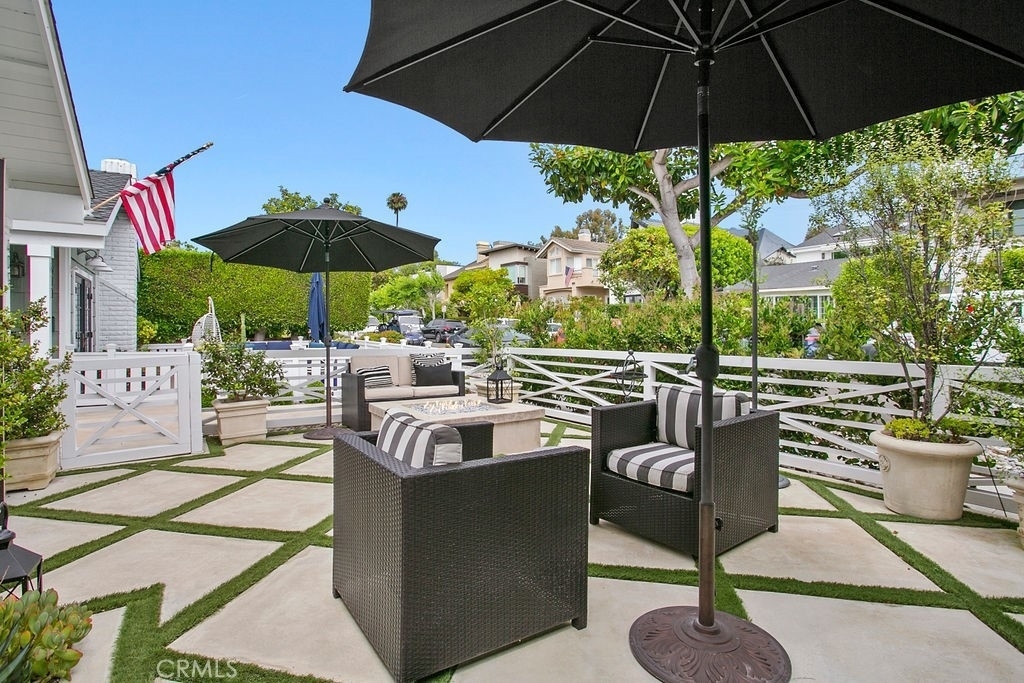 409 Poinsettia Ave. - Photo 1