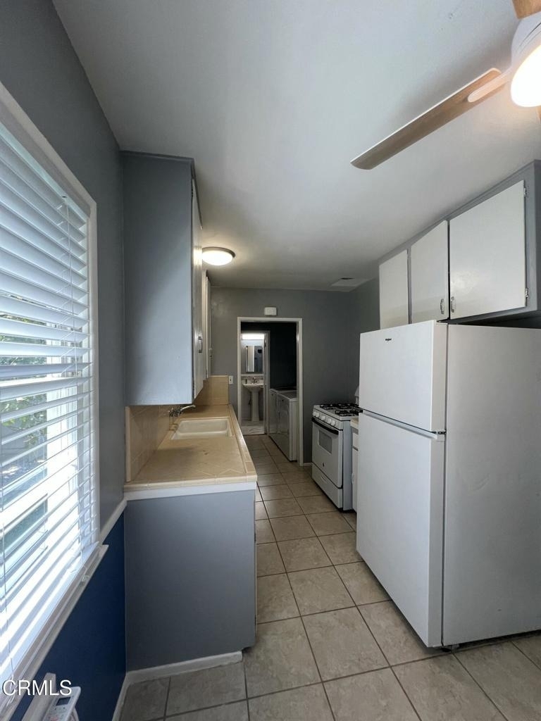 253 E Center Street - Photo 7