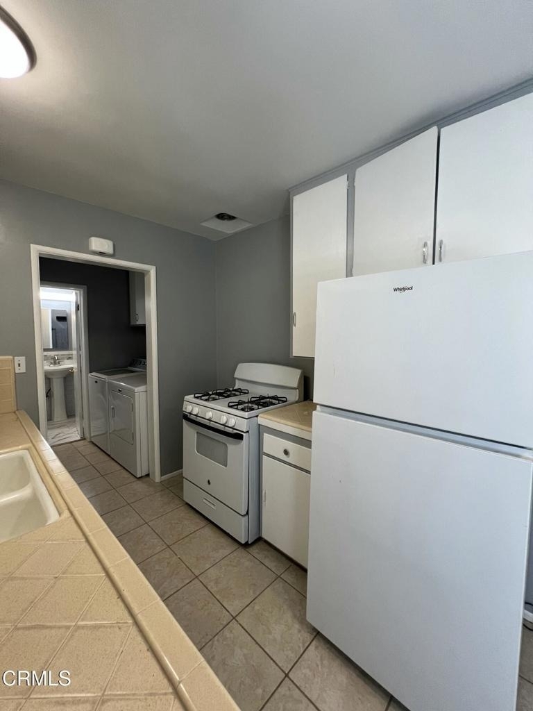 253 E Center Street - Photo 8
