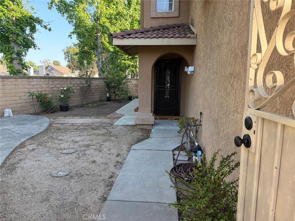 11161 Taylor Court - Photo 2