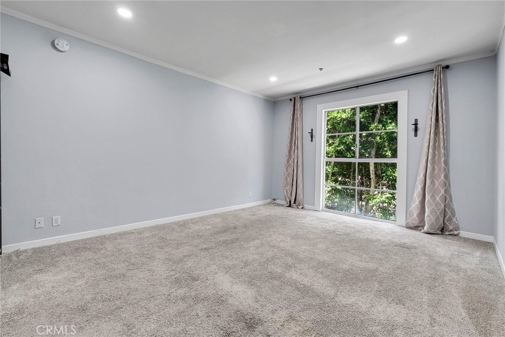 1401 S Bentley - Photo 10