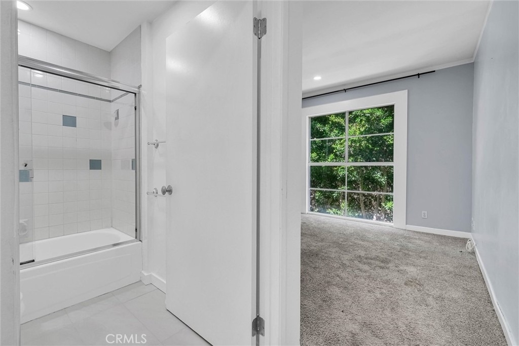 1401 S Bentley - Photo 13