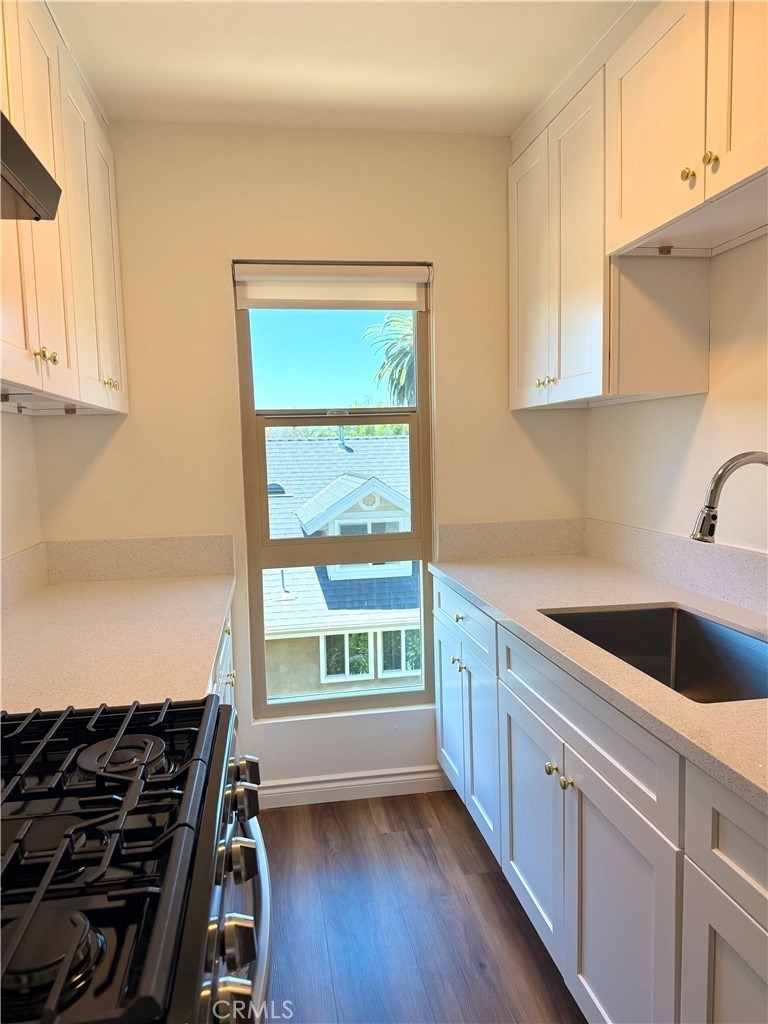 1651 Golden Gate - Photo 3