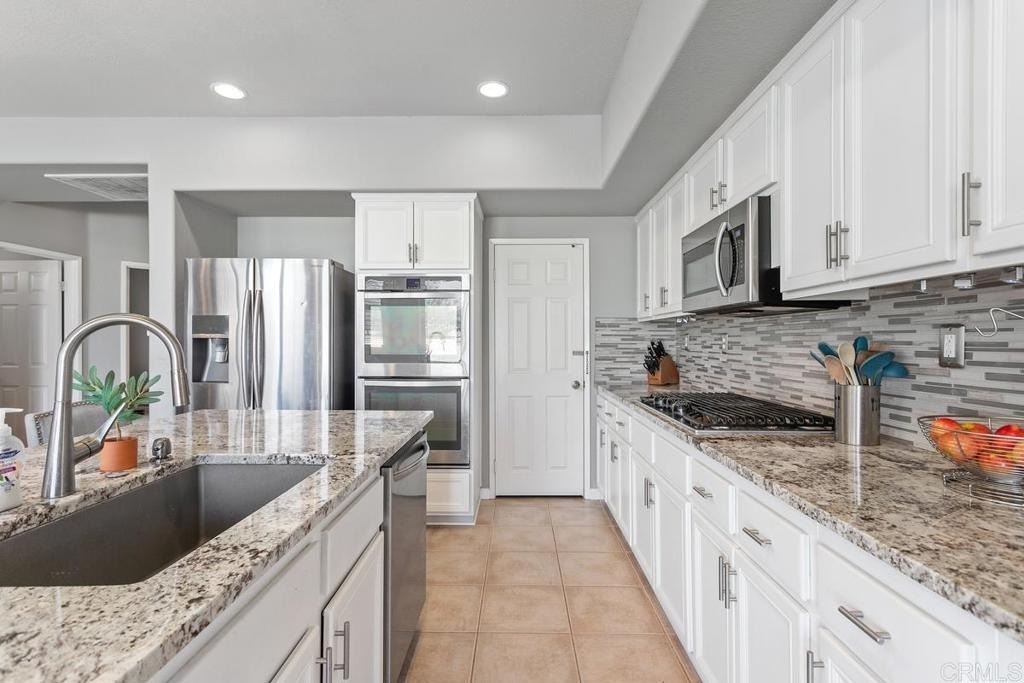 1071 Greenway Rd - Photo 10