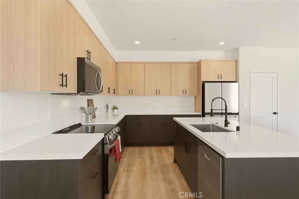 10665 Alborz Ct. - Photo 11