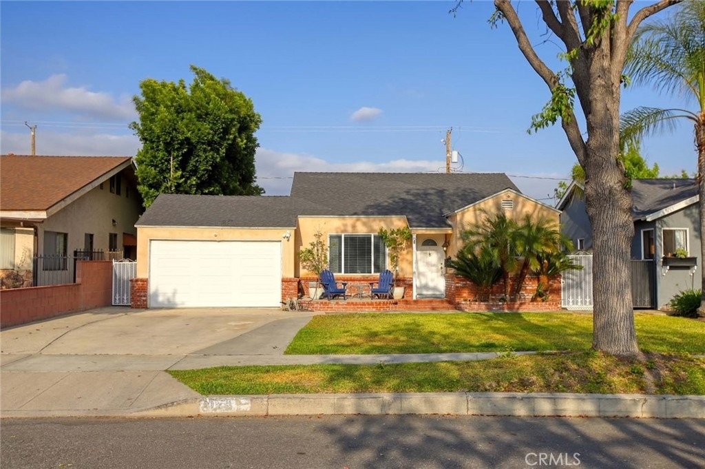 1412 N Catalina - Photo 2