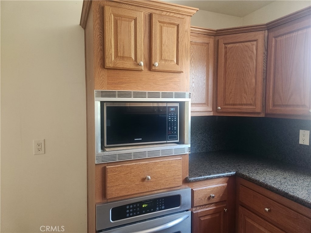 209 S Fonda Street - Photo 2