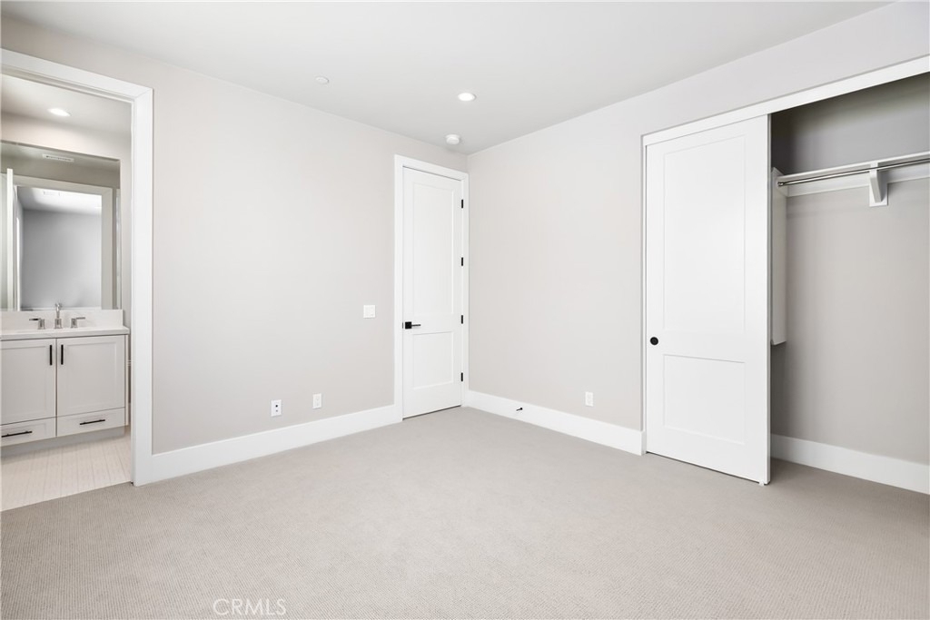 127 Oakstone - Photo 17