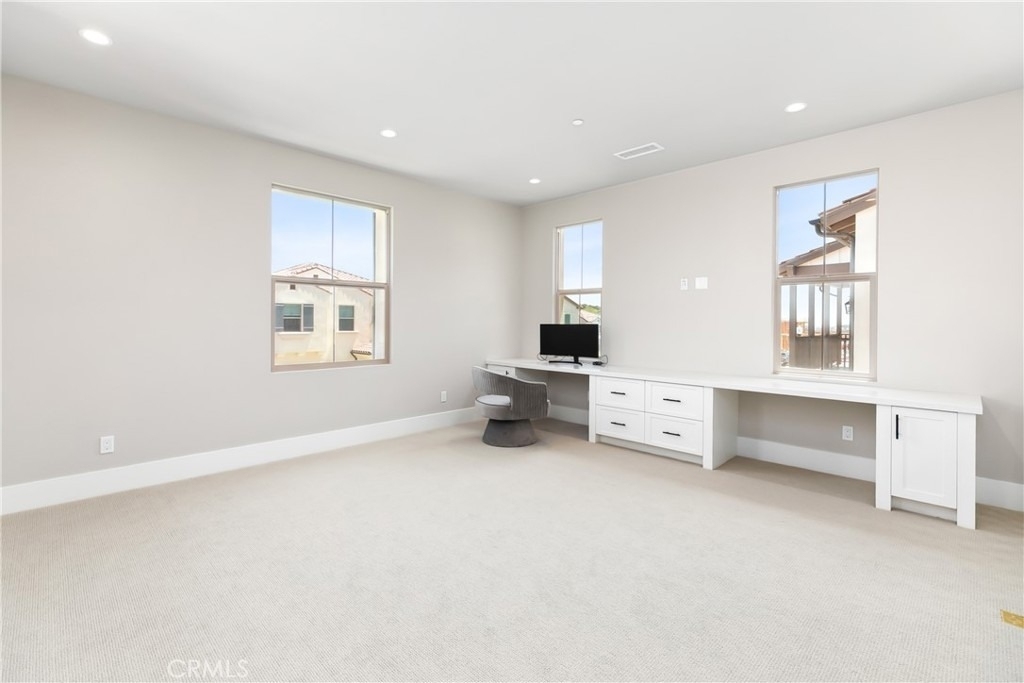 127 Oakstone - Photo 12