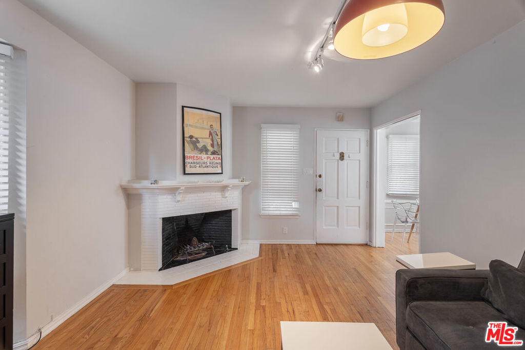 119 S Bundy Drive - Photo 7
