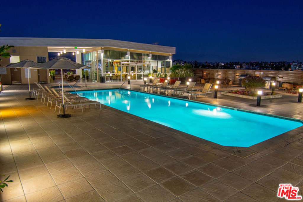 3785 Wilshire Boulevard - Photo 20