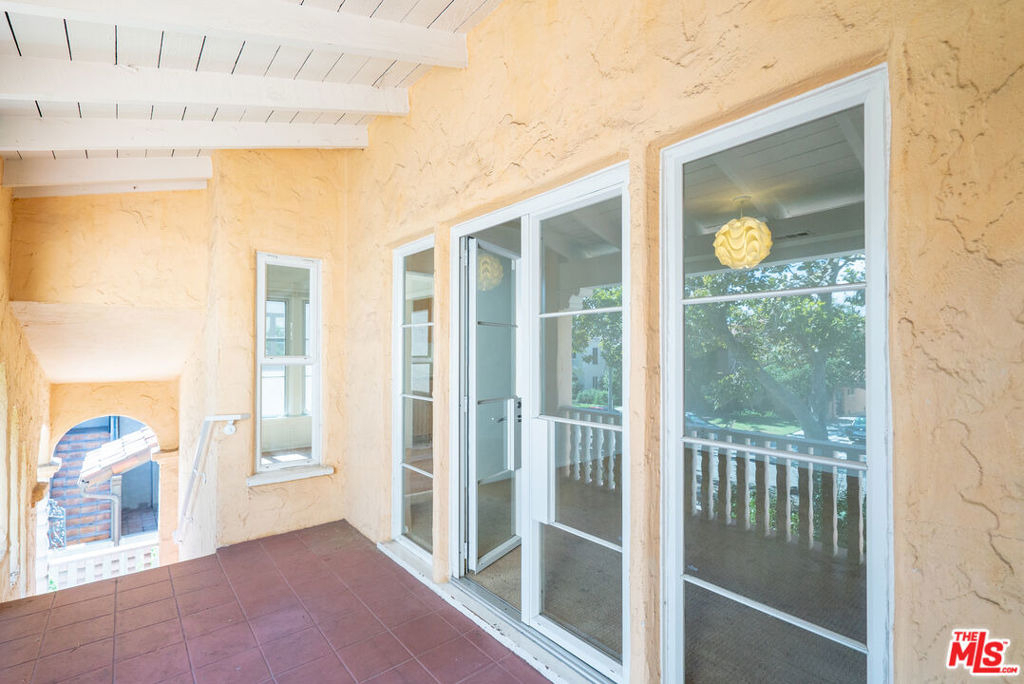 441 S Bedford Drive - Photo 20