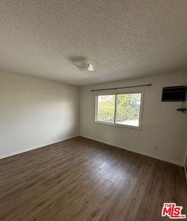 23907 Friar Street - Photo 11