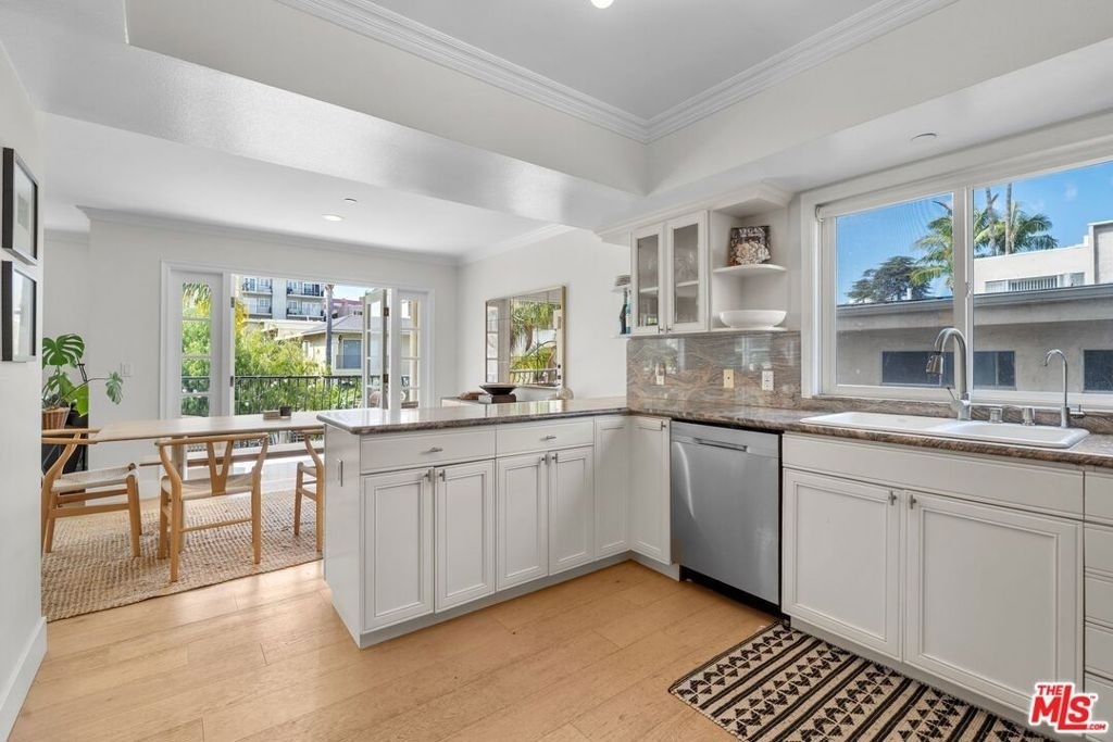 11842 Darlington Avenue - Photo 8