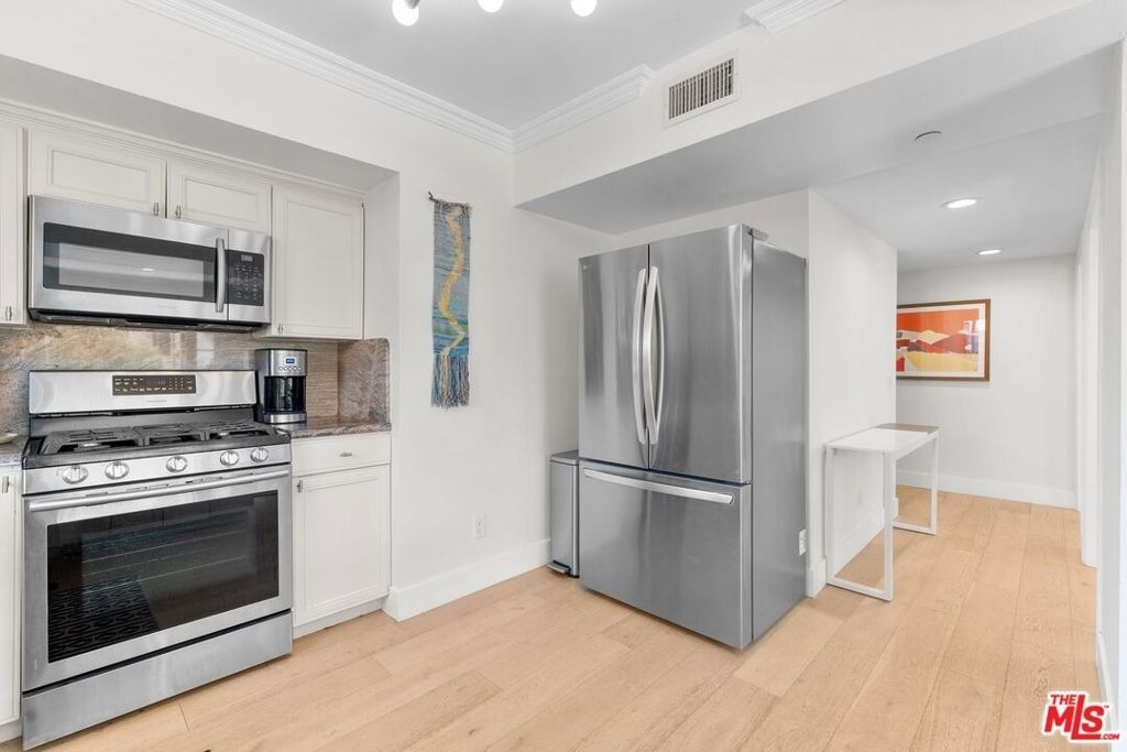 11842 Darlington Avenue - Photo 10