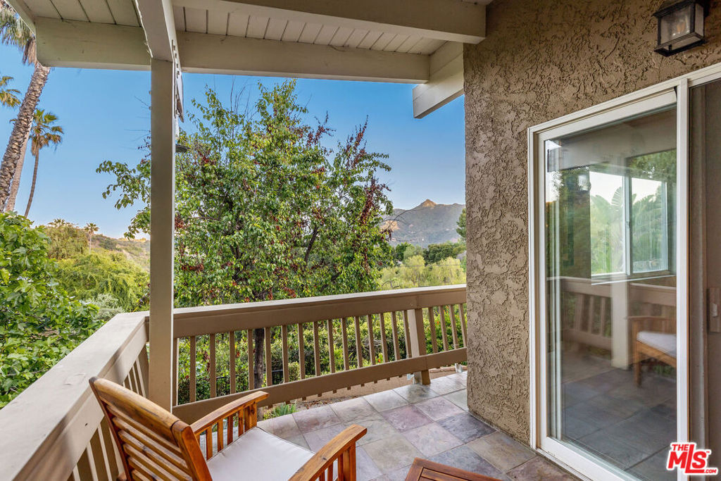 2716 Halsey Road - Photo 40