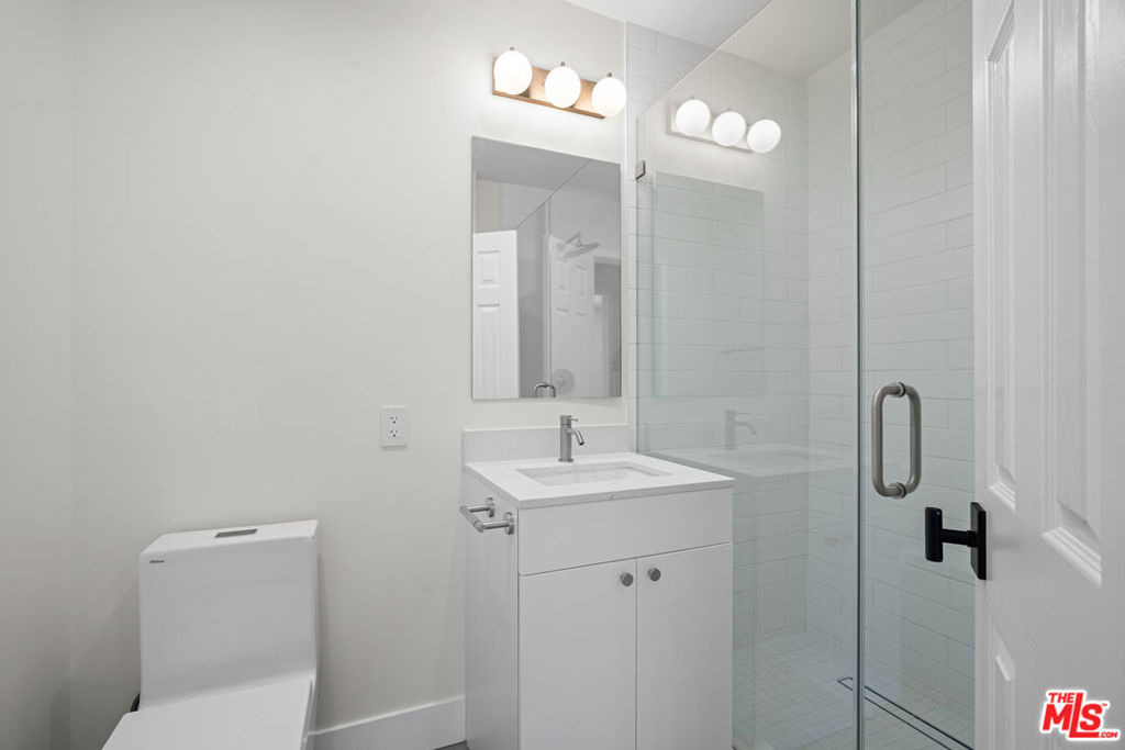 420 S Sepulveda Boulevard - Photo 16