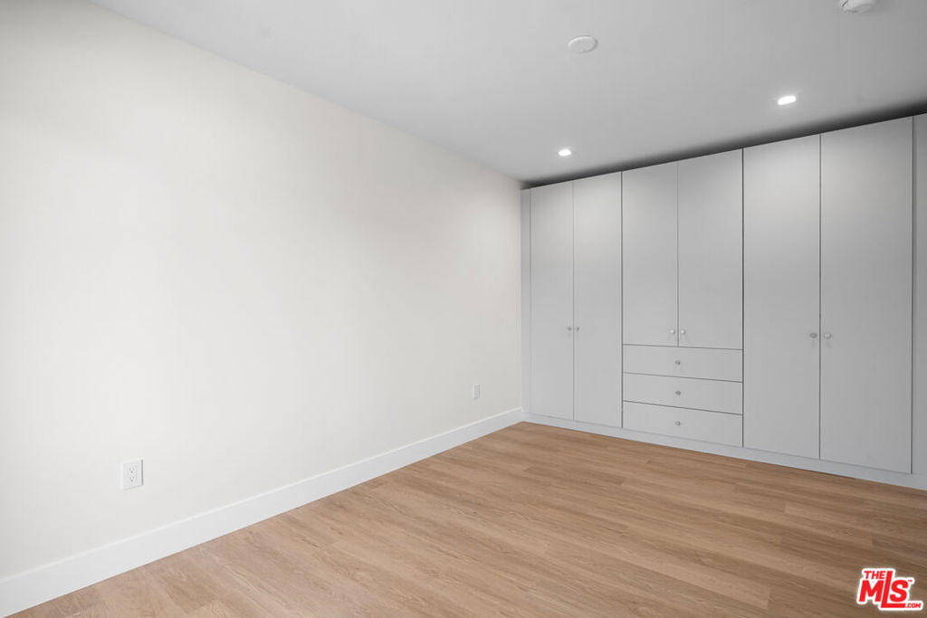 420 S Sepulveda Boulevard - Photo 18