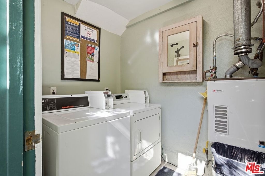 1155 N Clark Street - Photo 12