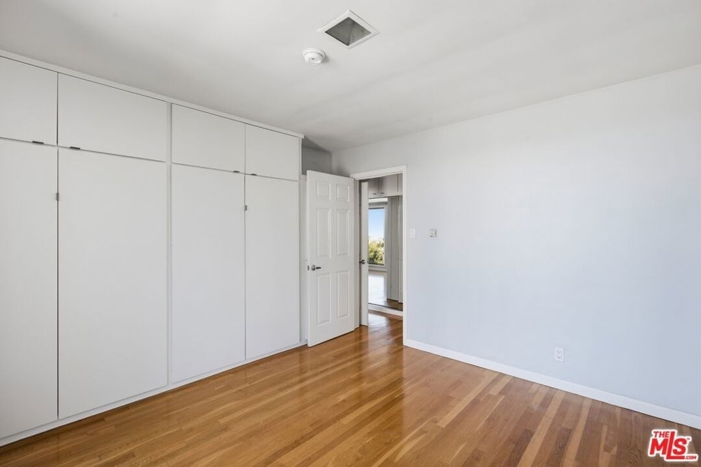 1155 N Clark Street - Photo 11
