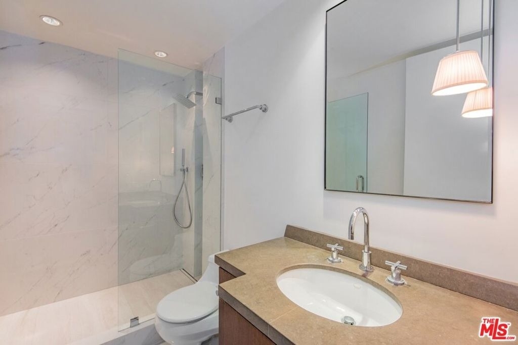 10520 Wilshire Boulevard - Photo 4
