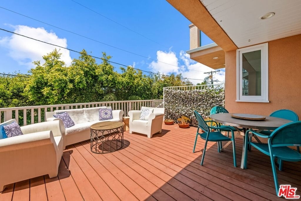 8221 Delgany Avenue - Photo 33