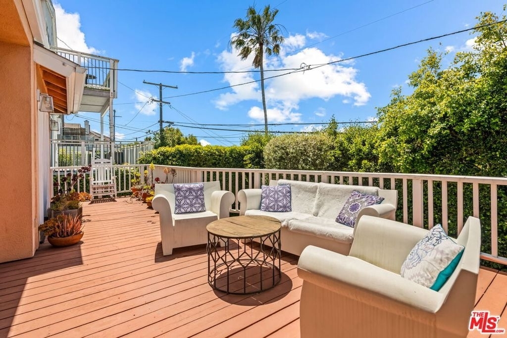 8221 Delgany Avenue - Photo 35